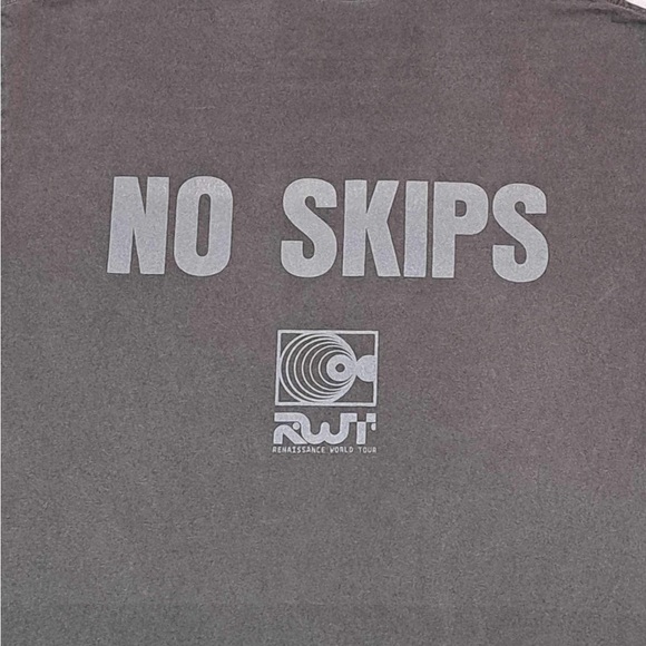 Beyoncé "No Skips - Holographic Hourse" Renaissance Tour OFFICIAL T-Shir… - Picture 7 of 7